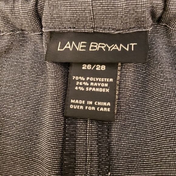 Lane Bryant Women's Capris gray Size: 26/28 Pre-owned - Picture 3 of 6